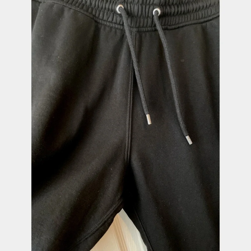 H&M Jogger Sweatpants Mens Medium Black Excellent Relaxed Fit Fleece Drawstring